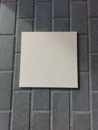 Gres techniczny ARKASA TEQ cream mat 12mm 29,7x29,7 gat. II