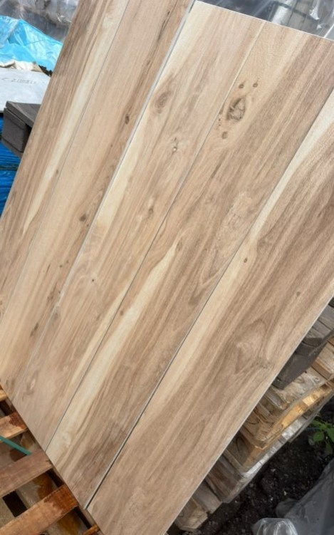 KRAFTWOOD LIGHT BEIGE RECT. 1202x193x8 G.1
